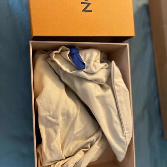 Patent Monogram canvas and patent calf leather - Picture 4 of 6